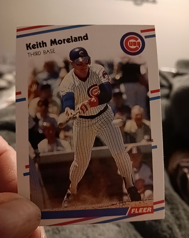 1988 Fleer #425 Keith Moreland — front
