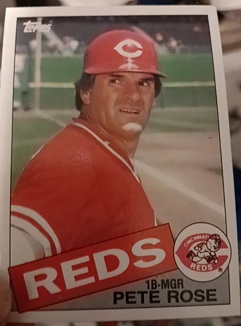 1985 Topps #600 Pete Rose — front