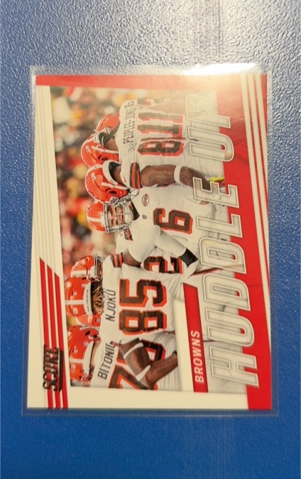 2022 Score Huddle Up #HU-CLE Cleveland Browns — front