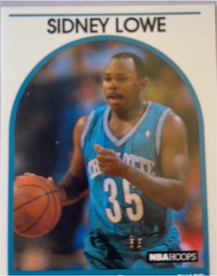 1989-90 Hoops #31 Sidney Lowe — front