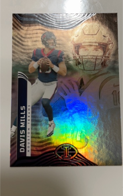 2022 Panini Illusions #36 Davis Mills — front