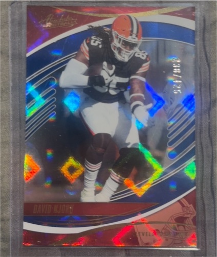 2025 Panini Absolute #85 David Njoku — front