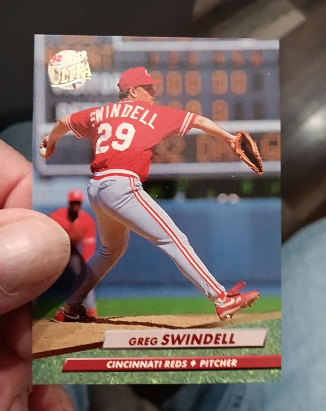 1992 Fleer Ultra #487 Greg Swindell — front