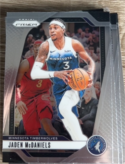 2024-25 Panini Prizm #175 Jaden McDaniels — front