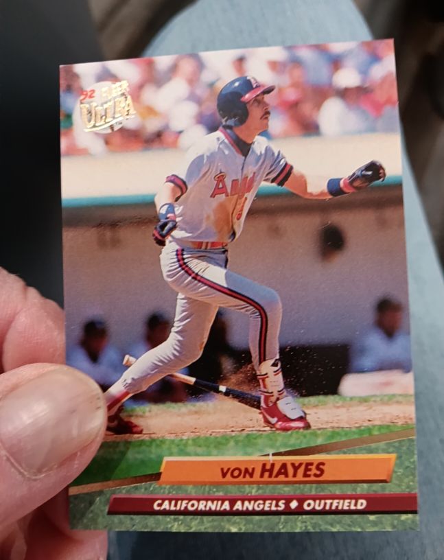 1992 Fleer Ultra #326 Von Hayes — front