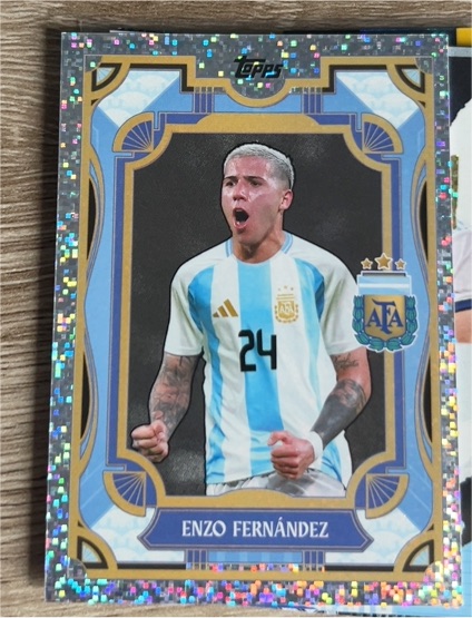 2024-25 Topps Argentina Team Set #31 Enzo Fernández — front