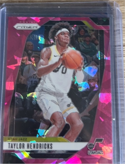 2024-25 Panini Prizm #32 Taylor Hendricks — front