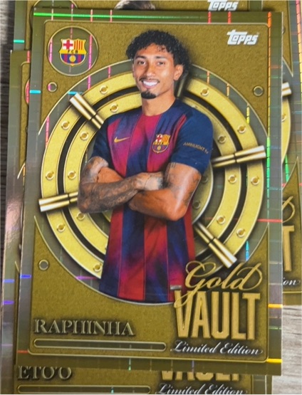 2025 Topps FC Barcelona Gold Vault Limited Edition #Raphinha — front