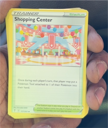 2021 Pokémon Evolving Skies #157 Shopping Center — front