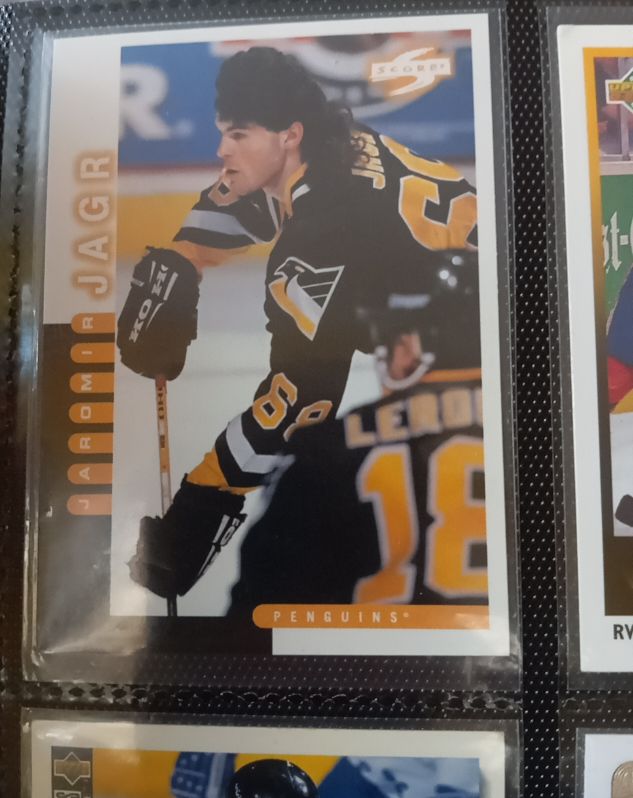 1997-98 Score #82 Jaromir Jagr — front