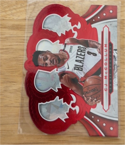 2019-20 Panini Crown Royale Die Cut #3 CJ McCollum — front