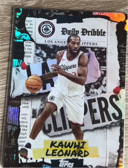 2025-26 Topps #DD-18 Kawhi Leonard The Daily Dribble — front