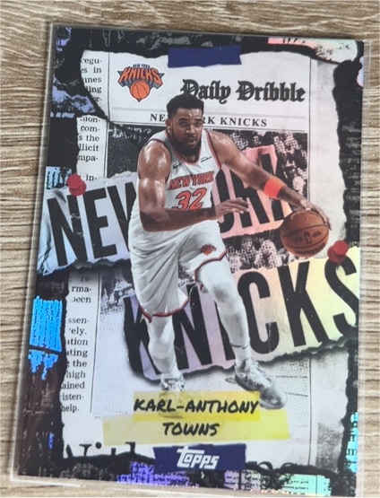 2025-26 Topps #DD-17 Karl-Anthony Towns The Daily Dribble — front
