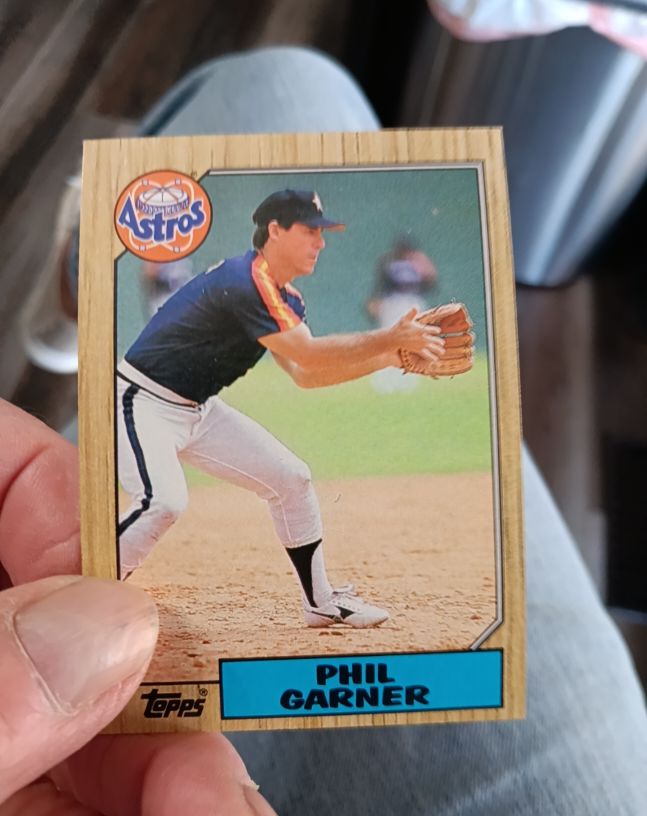 1987 Topps #304 Phil Garner — front