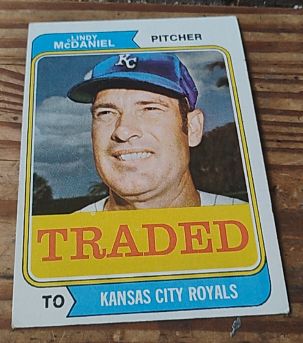 1974 Topps Traded #182T Lindy McDaniel — front