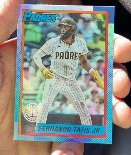 2025 Topps Update #U90-23 Fernando Tatis Jr. — front