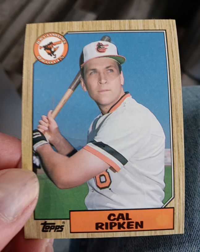 1987 Topps #784 Cal Ripken — front