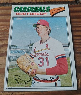 1977 Topps #381 Bob Forsch — front