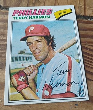 1977 Topps #388 Terry Harmon Philadelphia Phillies — front