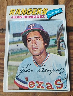 1977 Topps #81 Juan Beniquez — front