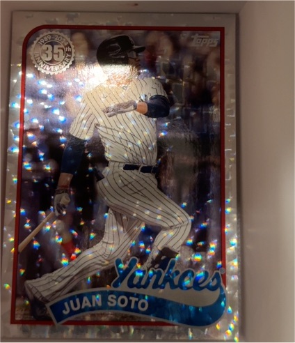 2024 Topps Series 2 1989 35th Anniversary Foil Board #89B2-27 Juan Soto — front