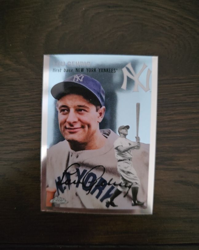 2023 Topps Chrome Platinum Anniversary #325 Lou Gehrig — front