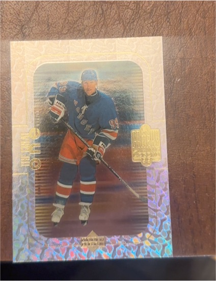 1999-00 Upper Deck Living Legend The Great One #GO1 Wayne Gretzky — front