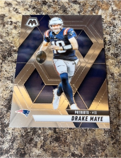 2025 Panini Mosaic #28 Drake Maye — front