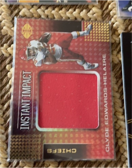 2020 Panini Illusions Instant Impact #II11 Clyde Edwards-Helaire — front