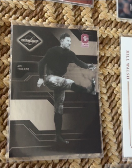 2005 Leaf Limited #122 Jim Thorpe — front