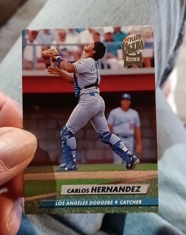 1992 Fleer Ultra #506 Carlos Hernandez — front