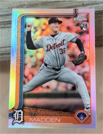 2025 Topps Chrome #285 Ty Madden — front