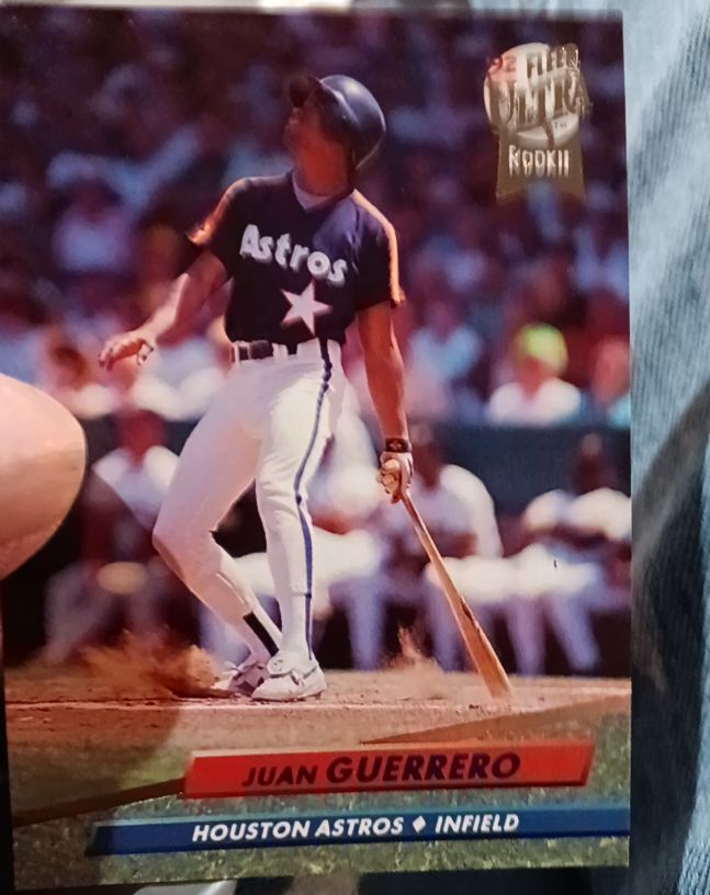 1992 Fleer Ultra #490 Juan Guerrero — front