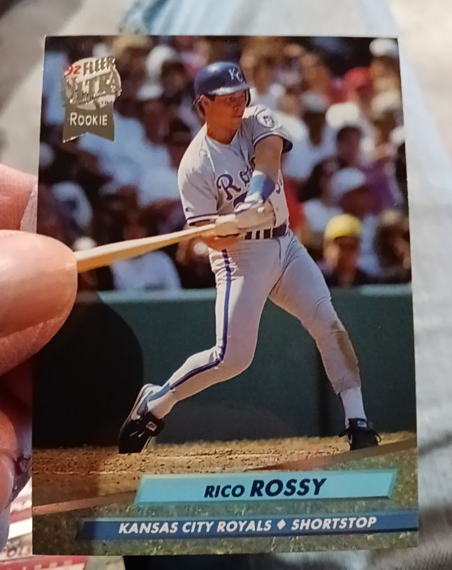 1992 Fleer Ultra #376 Rico Rossy — front