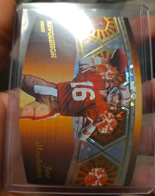 2025 Panini Revolution #10 Joe Montana Ring Bearers — front