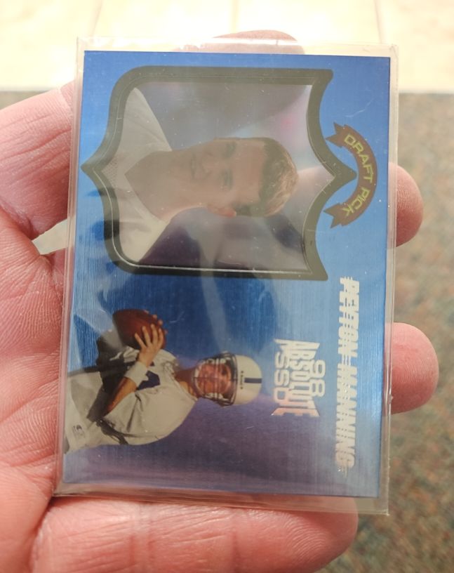 1998 Playoff Absolute SSD #165 Peyton Manning Rookie Card — front