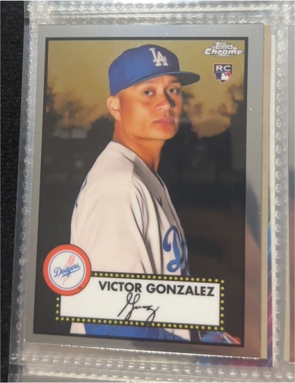 2021 Topps Chrome Platinum Anniversary #111 Victor Gonzalez — front