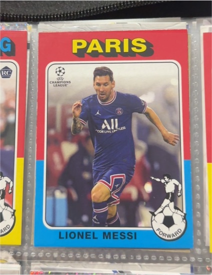 2021-22 Topps UEFA Champions League 1975-76 Retro #75-14 Lionel Messi Paris Saint-Germain — front