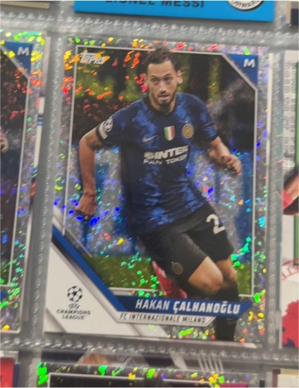 2021-22 Topps UEFA Champions League #148 Hakan Çalhanoğlu Inter Milan — front