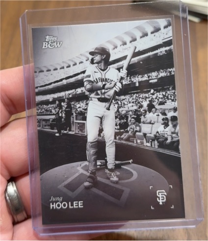 2025 Topps Black & White #44 Jung Hoo Lee — front