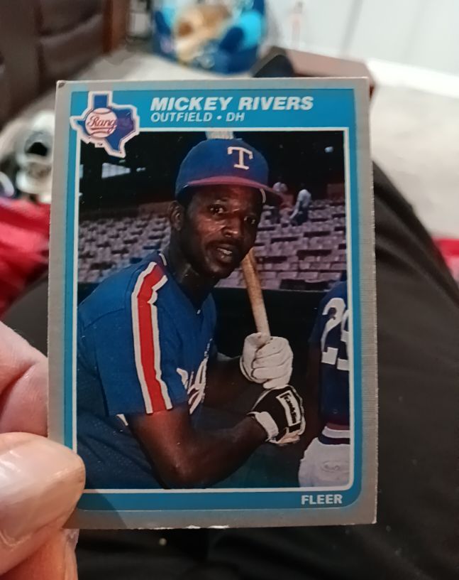 1985 Fleer #565 Mickey Rivers — front