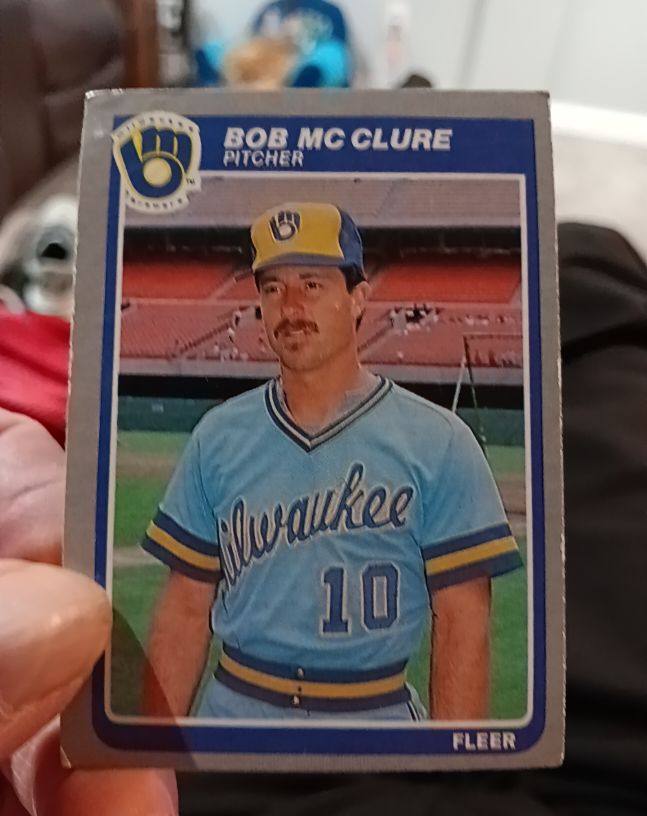 1985 Fleer #587 Bob McClure — front