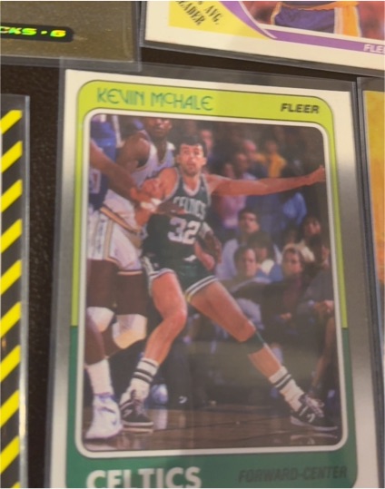 1988-89 Fleer #11 Kevin McHale — front