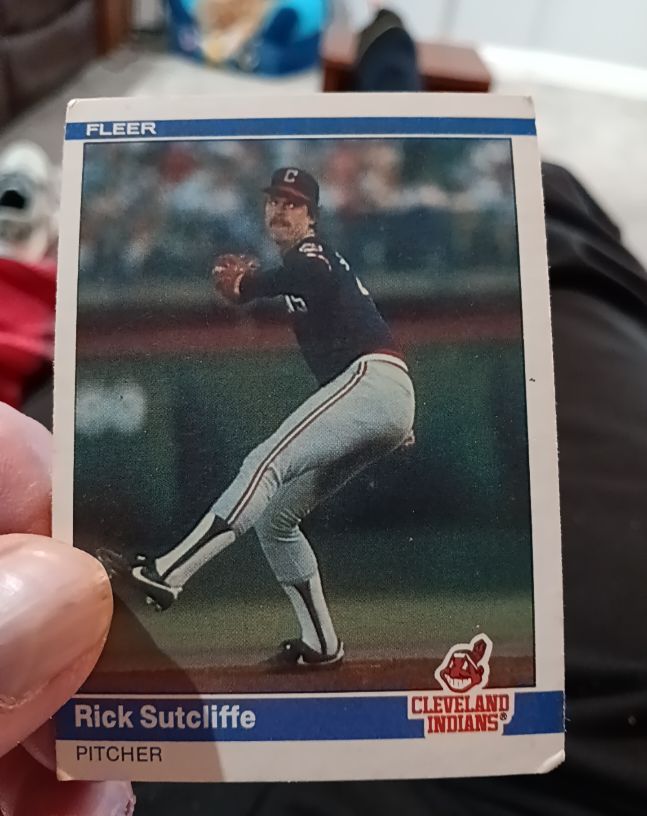 1984 Fleer #551 Rick Sutcliffe — front