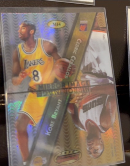 1997-98 Bowman's Best Mirror Image Atomic Refractor #MI4 Kobe Bryant — front