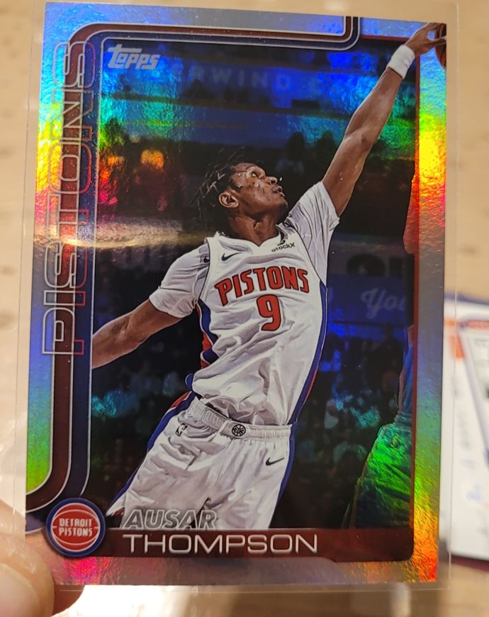 2025-26 Topps #44 Ausar Thompson — front