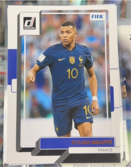 2022-23 Donruss FIFA #51 Kylian Mbappé — front