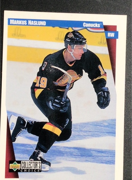 1997-98 Upper Deck Collector's Choice #261 Markus Naslund — front