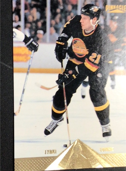 1996-97 Pinnacle #185 Jyrki Lumme — front