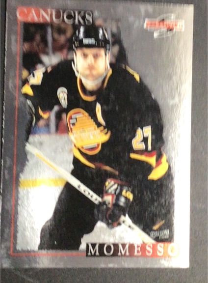 1995-96 Score #161 Sergio Momesso — front